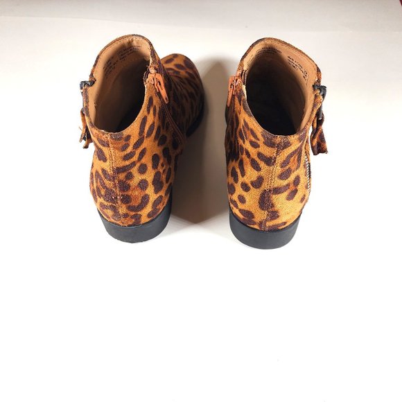Time and True Women's Short Boots Size 7 1/2 Leopard Design Like New Condition - Picture 5 of 7